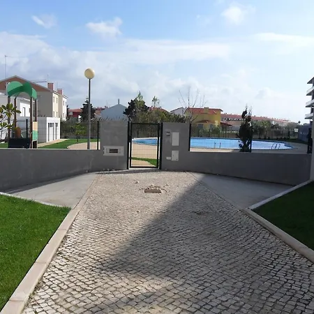 Alojamentos Campo & Mar - T1 Com Piscina Appartement São Martinho do Porto