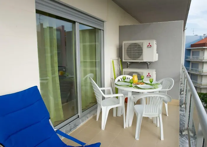 Alojamentos Campo & Mar - T1 Com Piscina Lägenhet